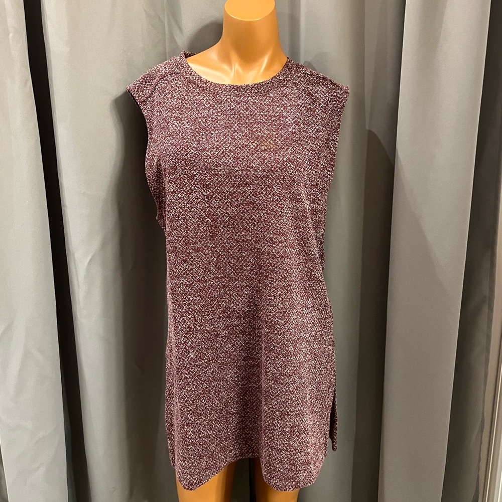 Banana Republic Sleeveless Burgundy Knit Tee
